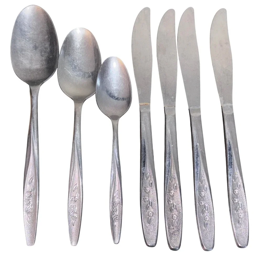 Superior Stainless USA | RADIANT ROSE Set | 4 Spoons, 2‎ tsp, 6 Knives, 1 Fork